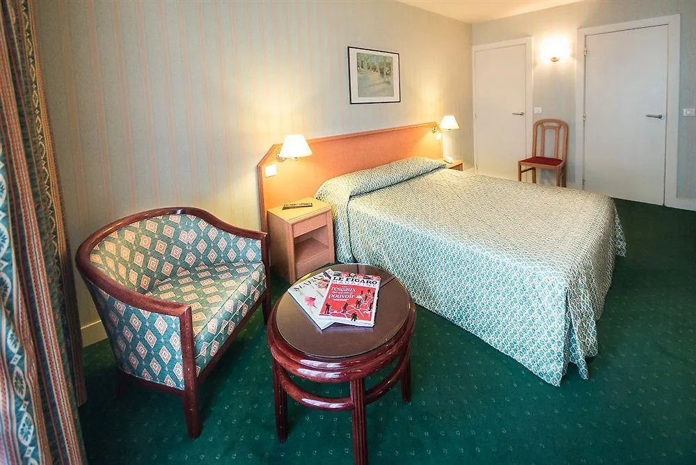 Relais Du Pre Отель Париж