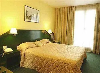 Relais Du Pre 3* Париж