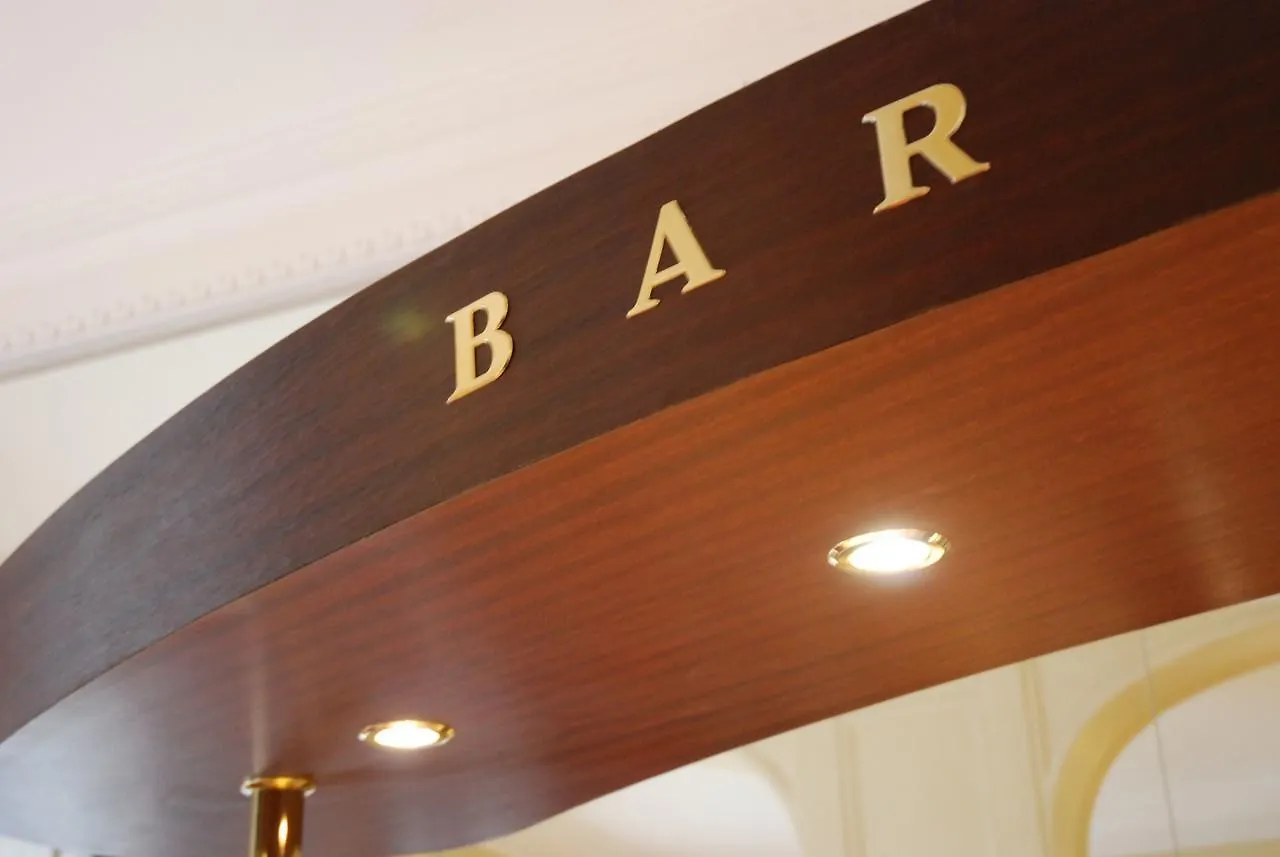 Relais Du Pre Otel 3*